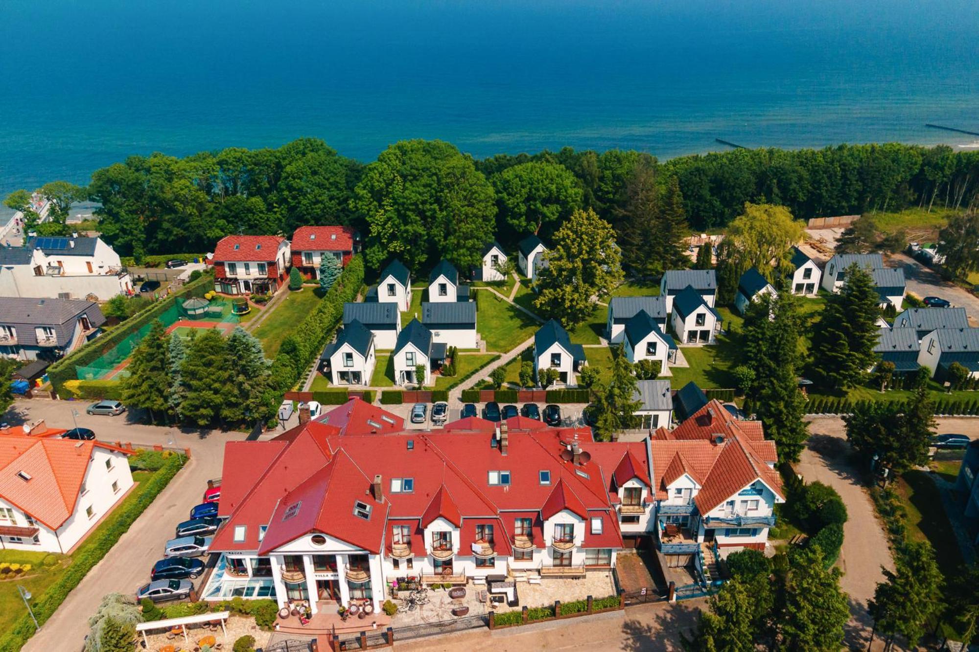 Domki Villa Hoff Resort تشوستش المظهر الخارجي الصورة